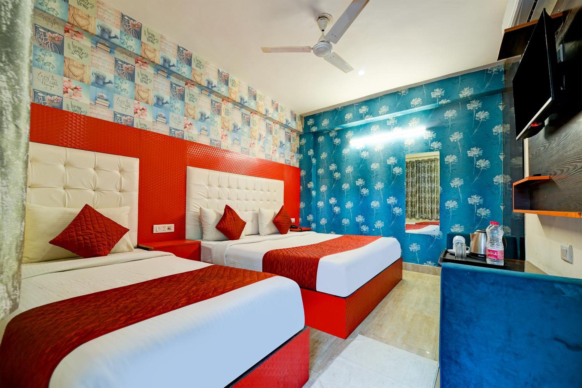 Hotel Square Plaza At Airport Új-Delhi Kültér fotó