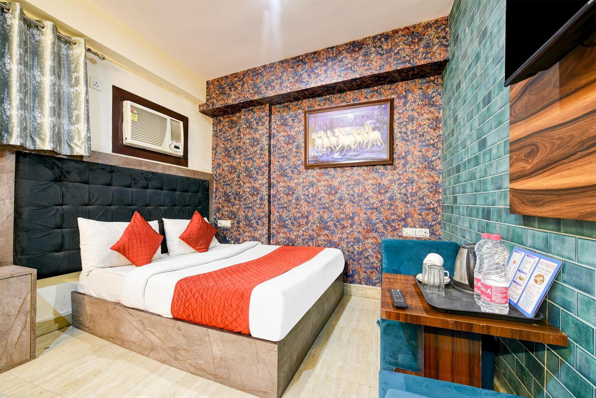 Hotel Square Plaza At Airport Új-Delhi Kültér fotó