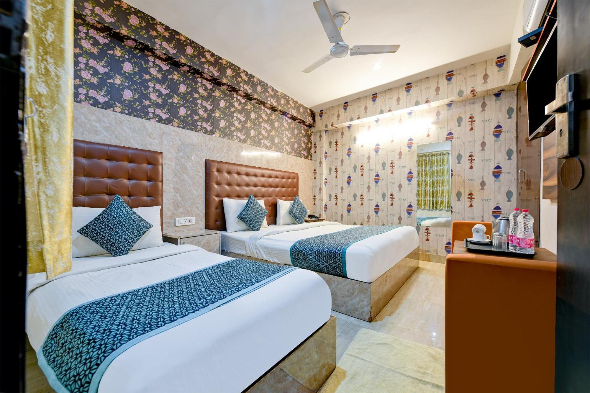 Hotel Square Plaza At Airport Új-Delhi Kültér fotó
