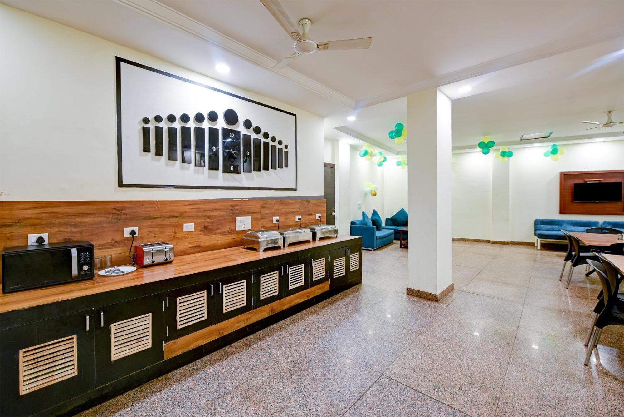 Hotel Square Plaza At Airport Új-Delhi Kültér fotó